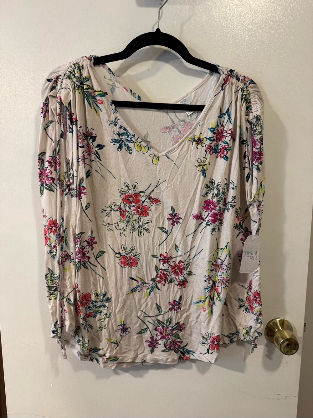 NWT Time and Tru Women’s Floral Dolman Tee Size L 12-14 Relaxed Fit